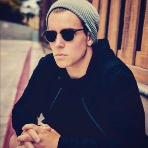 Meet your Posher, Dusty